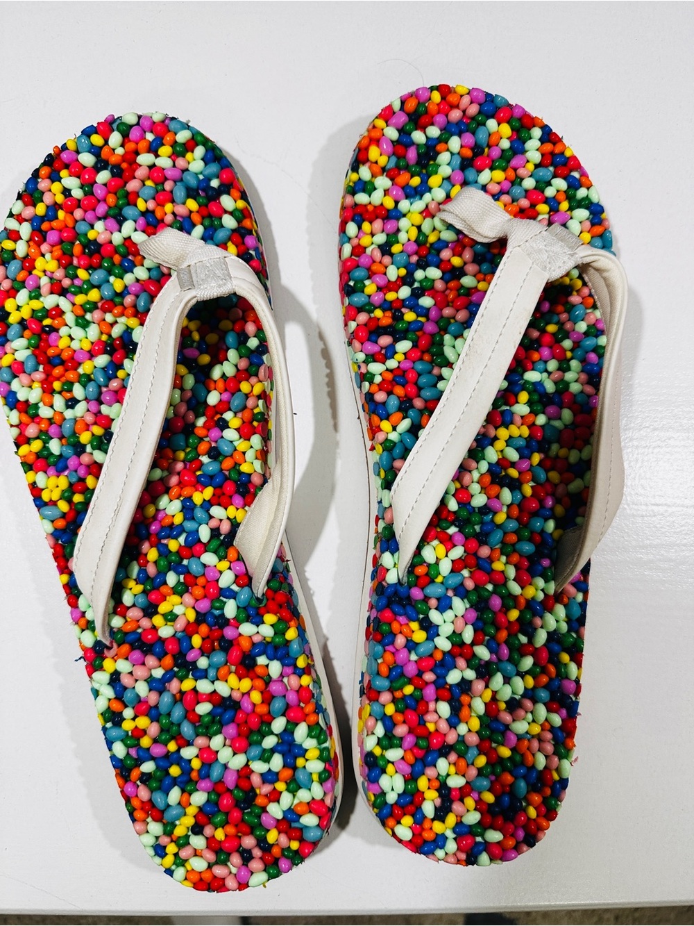 Sanuk Kids Multicolor Bead-Print Flip Flop Sandals with White Straps
